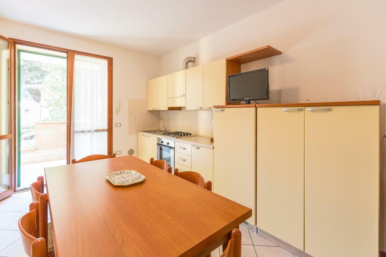 Le Terrazze Apartments Lido di Spina Ngoại thất bức ảnh