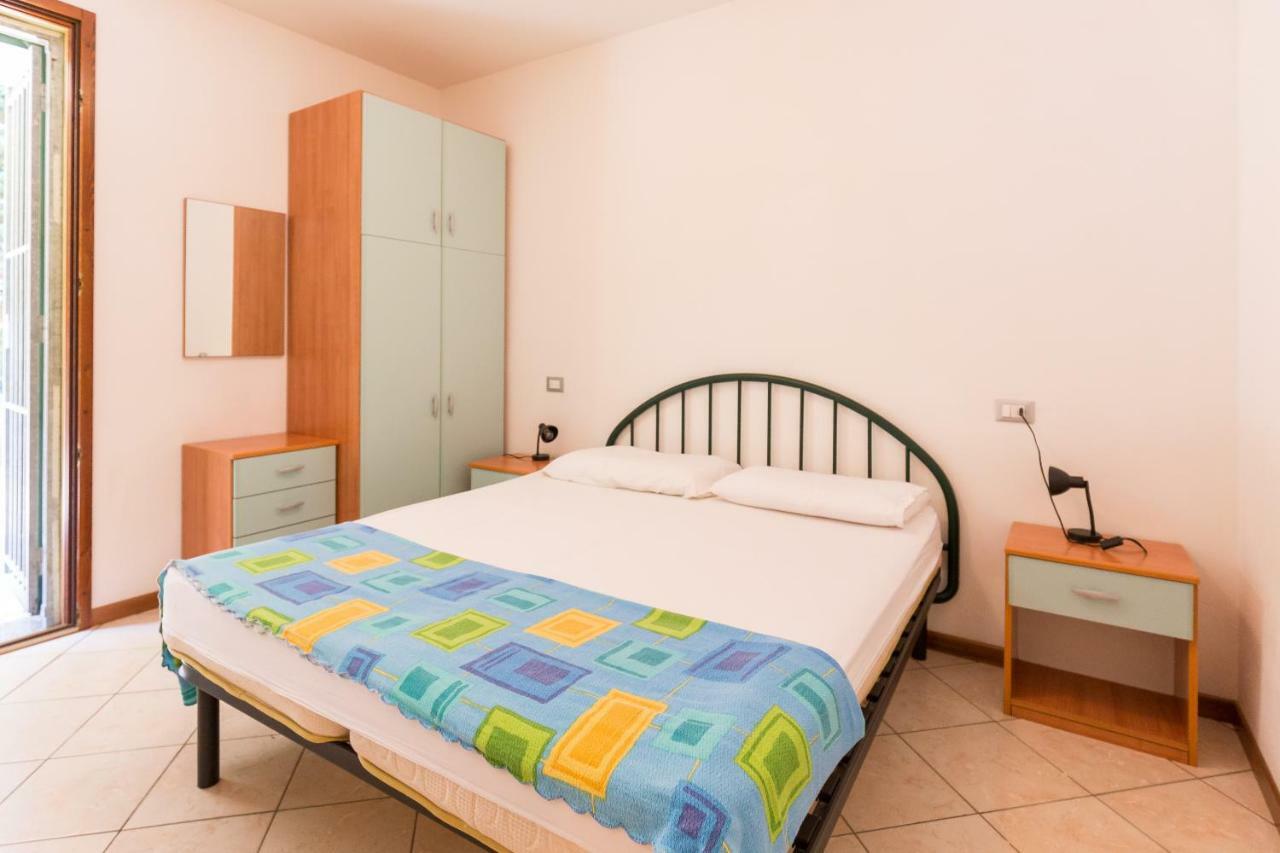 Le Terrazze Apartments Lido di Spina Ngoại thất bức ảnh