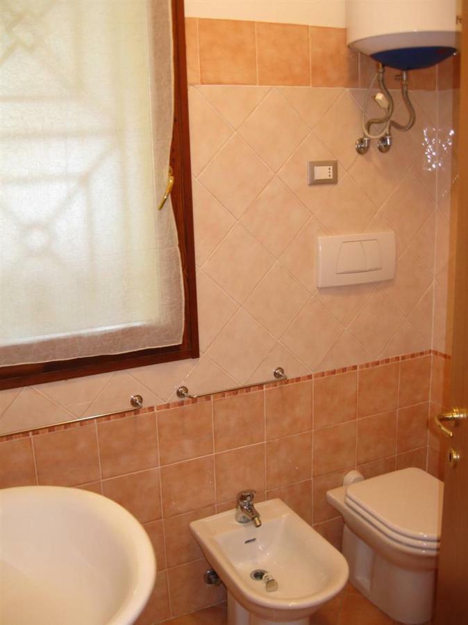 Le Terrazze Apartments Lido di Spina Ngoại thất bức ảnh