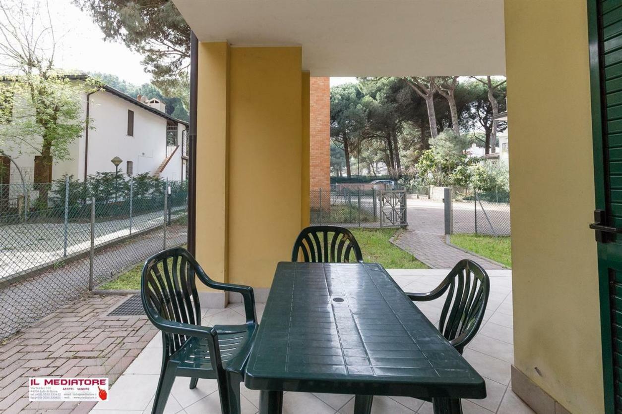 Le Terrazze Apartments Lido di Spina Ngoại thất bức ảnh