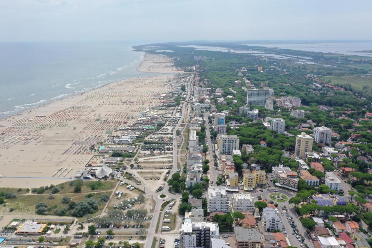 Le Terrazze Apartments Lido di Spina Ngoại thất bức ảnh